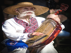 Спів про Україну