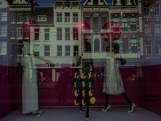 Із життя вітрин 2