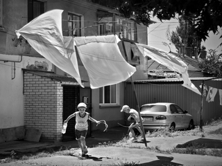 Спекотний вітер