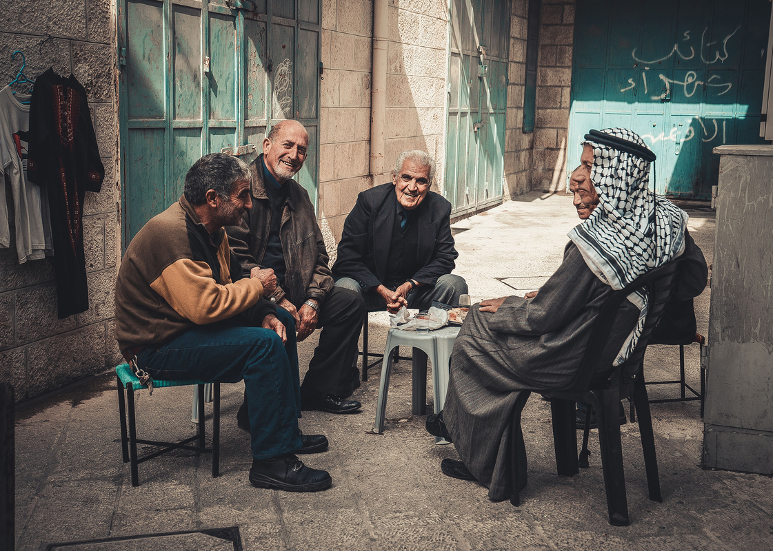 тепле товариство