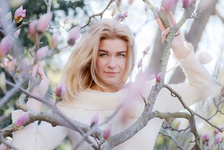 Розквітла магнолія