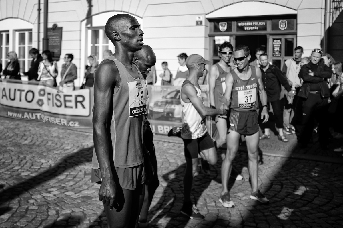 moments before the start 