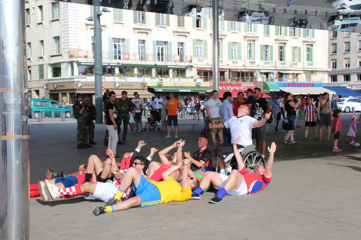 Молитва фанів