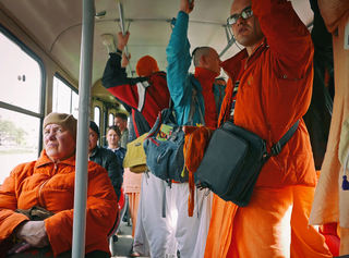 Бабушка и кришнаиты