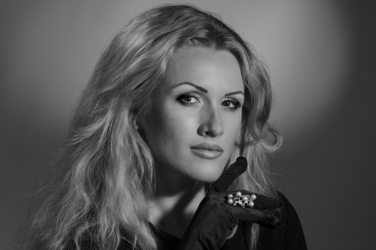 Женственность