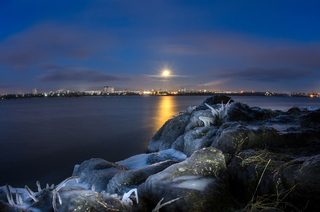 Місячний міст