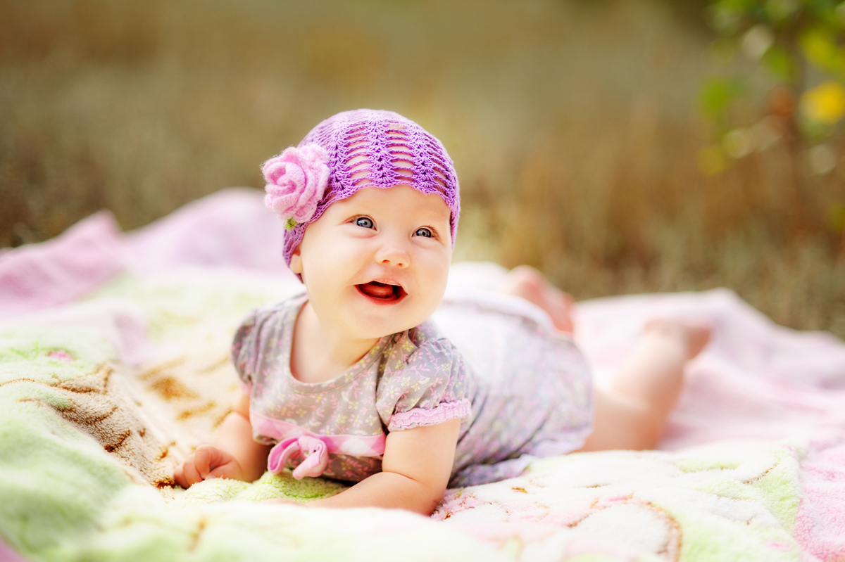 Беззубая модель, воплощение счастливое.