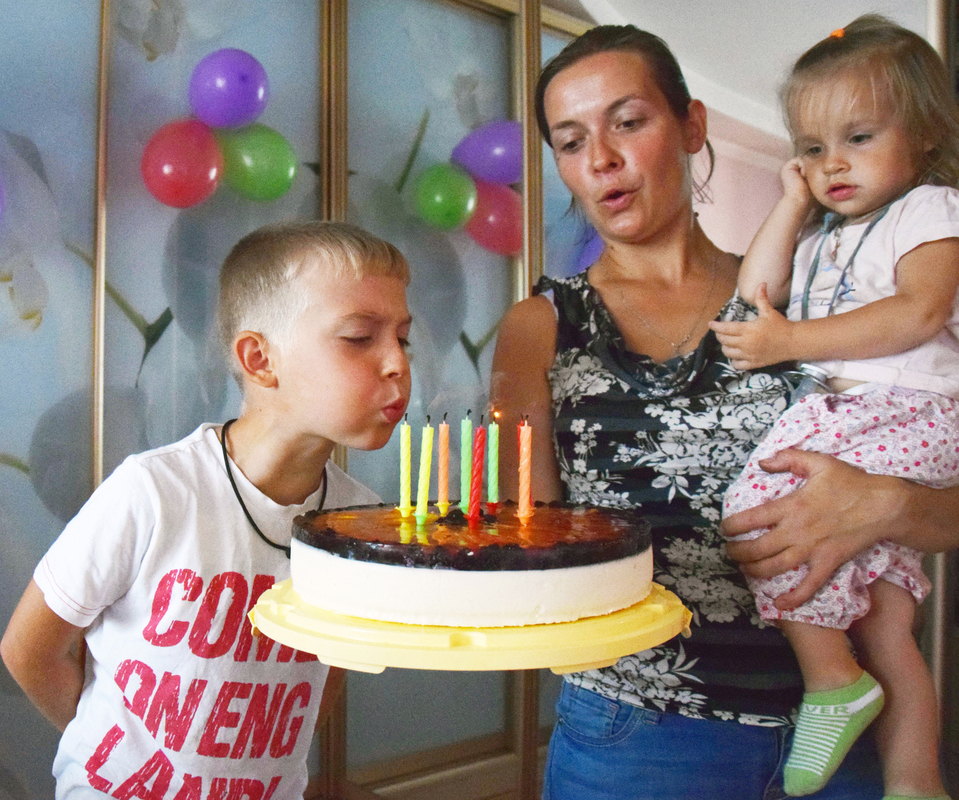 На день народження