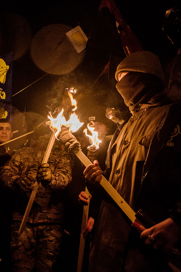 Смолоскипна хода