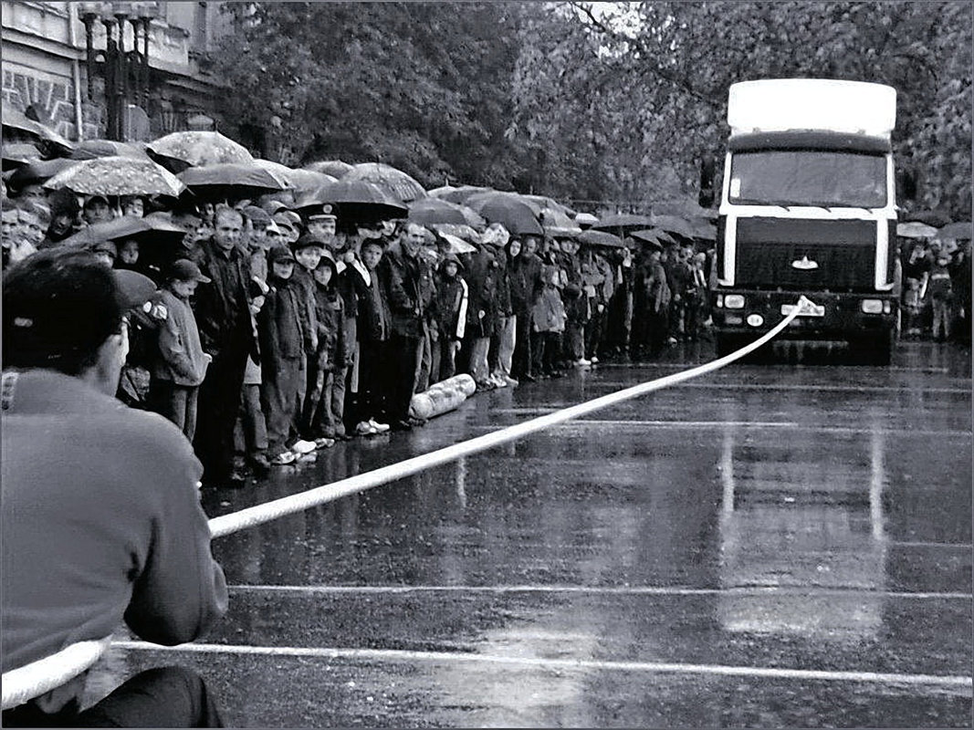 Силач Василь Вірастюк. 1.