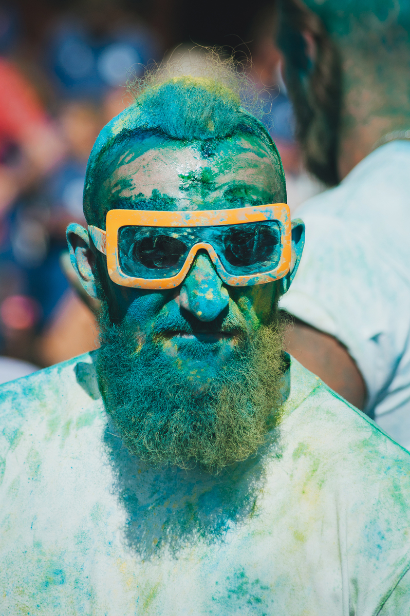 Кольоровий портрет