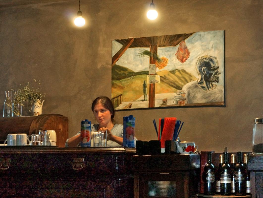 провінційний бар / provincial bar