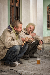 ОДНЕ ПИВО НА ДВОХ