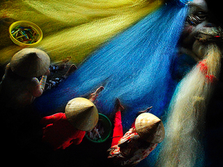 KNITING NET TOGETHER