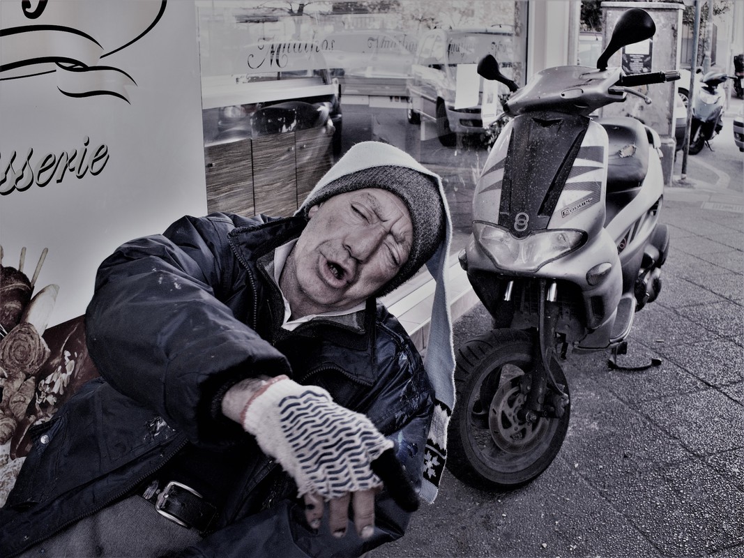 THE JOKER AND THE MOTO