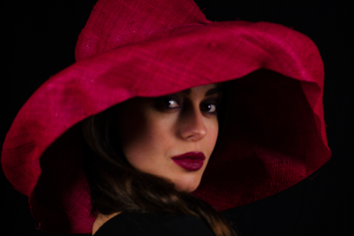 Katerina with the red hat LR-0150