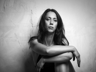 Немного устала...Так хочется капли тепла...