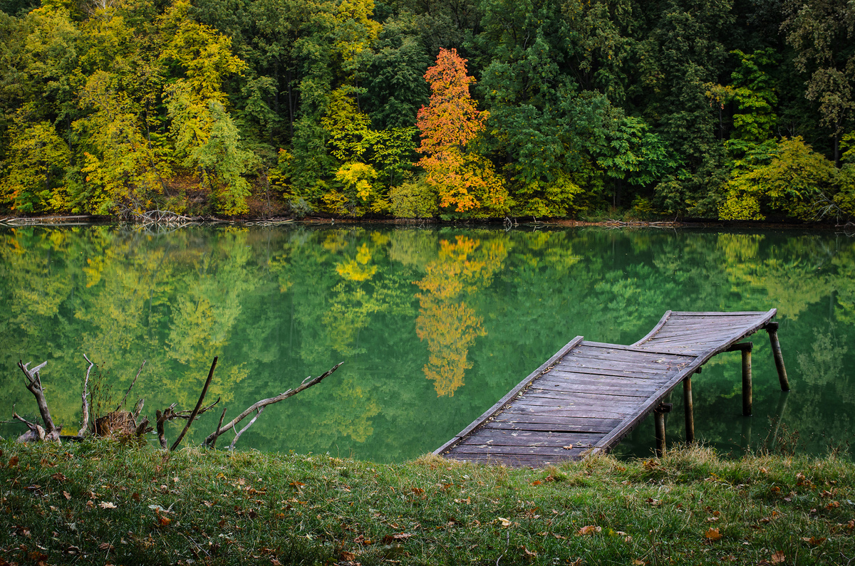 Смарагдовий став