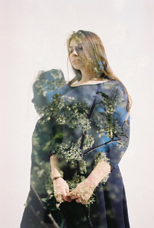 девушка-весна