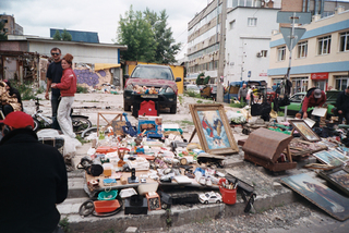 Ринкові відносини (ломо ЛК-А, плівка, 2018)