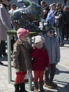 Щастя (фестиваль пасхальних зайців на Софіївській)