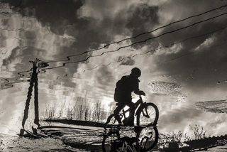 По дорозі з хмарами