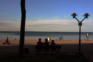 Тёплый вечер