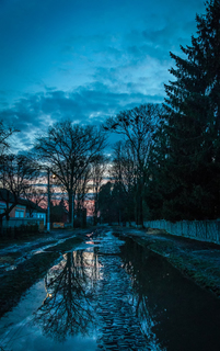 Сонце сідає