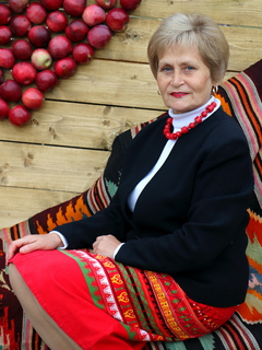 Портрет українки