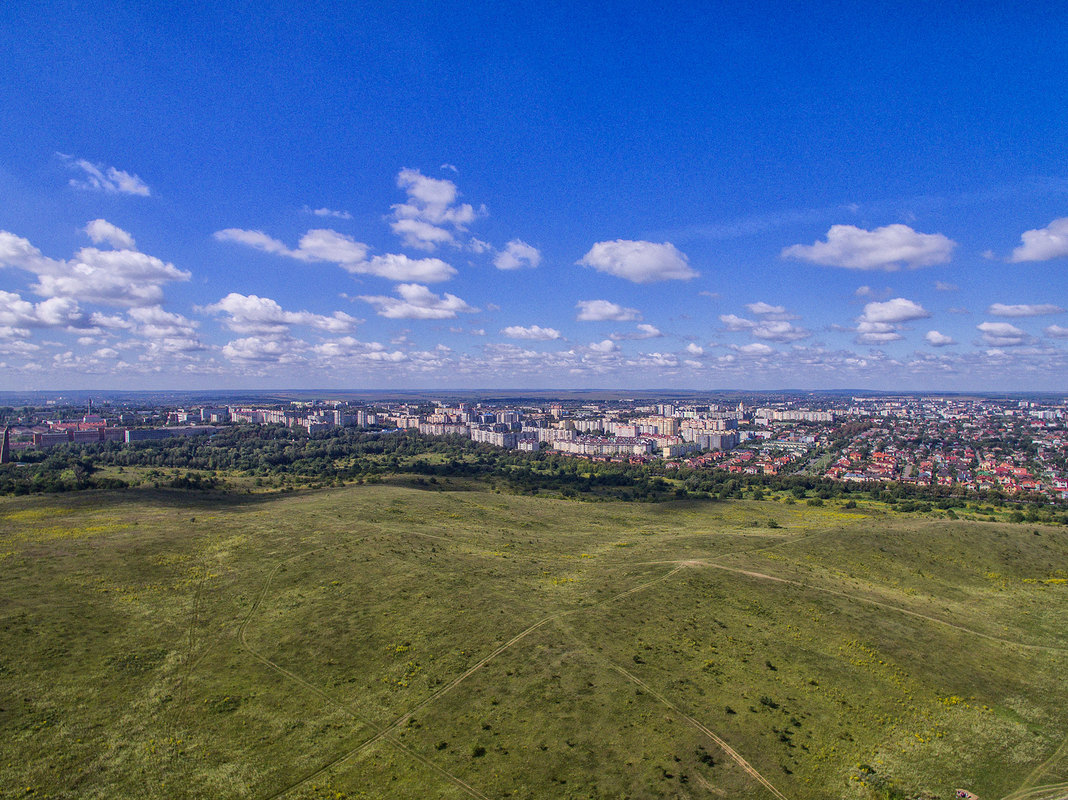 Рівне, вид з заповідного урочища Бармаківське 2