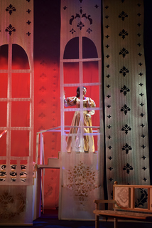 Собака на сене