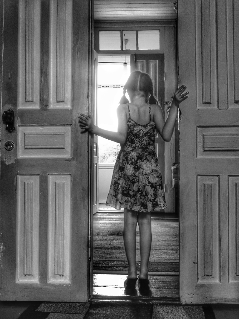 Ах, как трудно стоять на каблуках