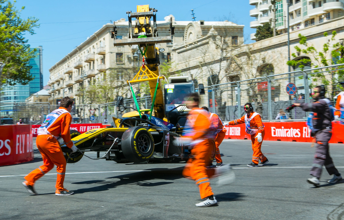 FORMULA 2 crash
