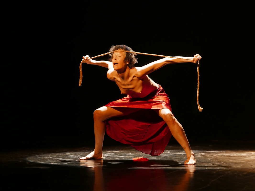 Театральна вистава