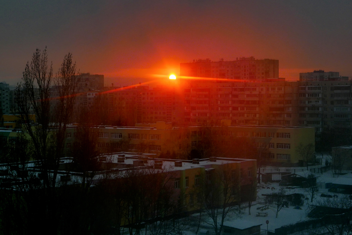 Зимовий захід сонця