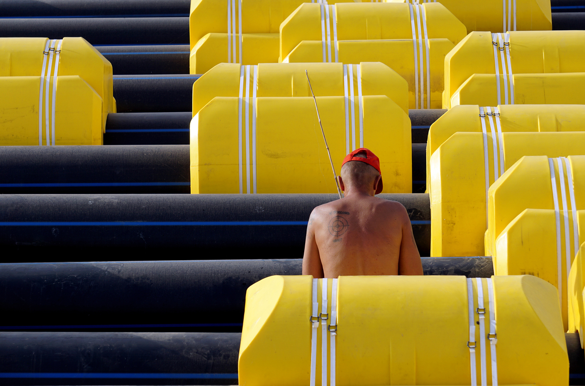 Рибалка в жовтому кольорі 3