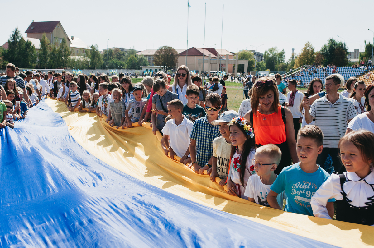 Найбільший прапор України (7)