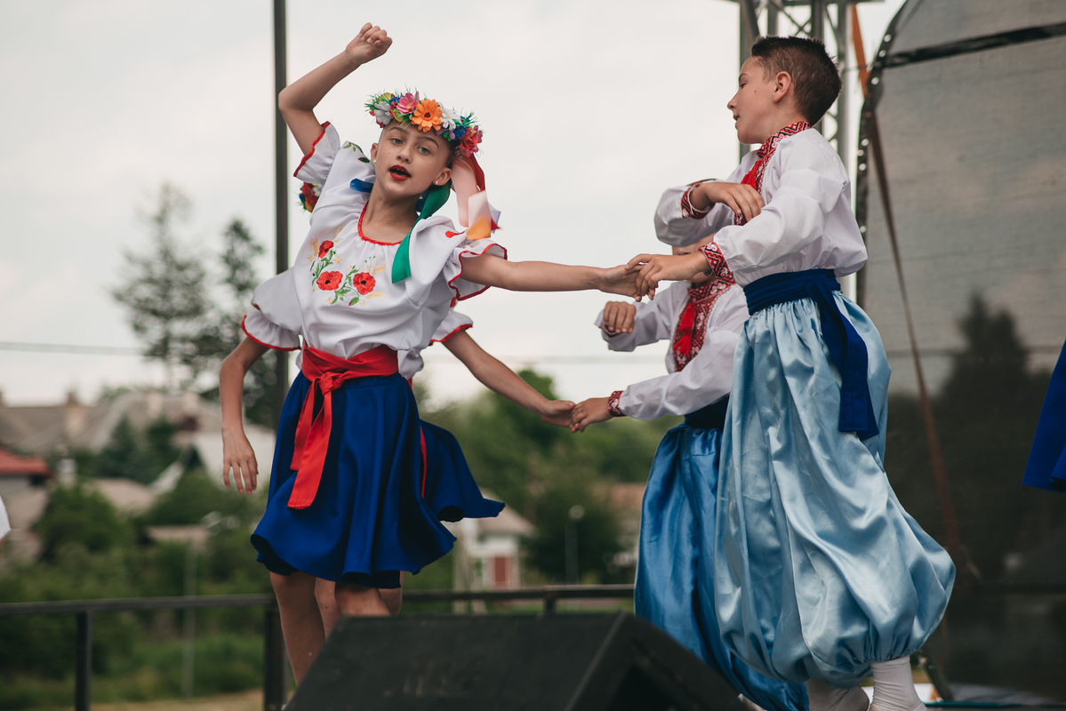 Танець у 4 руки