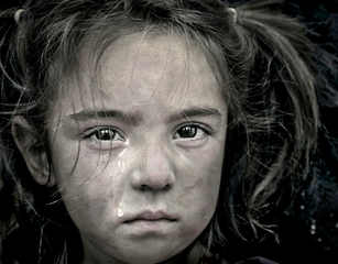 Syrian refugee girl