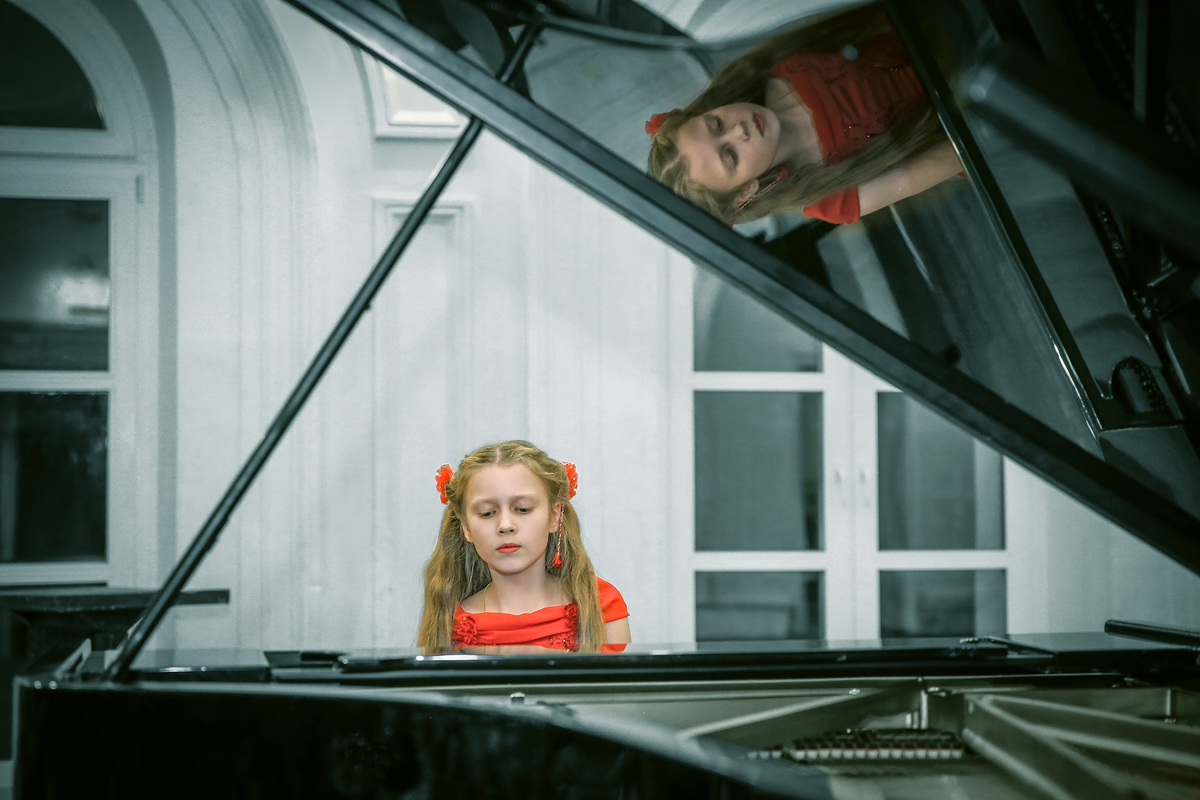 Будущая пианистка