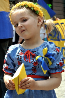 В цветах флага...