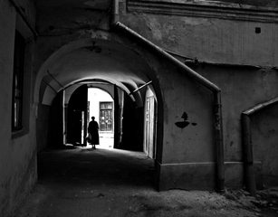 дворик Львову