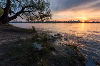По ту сторону города