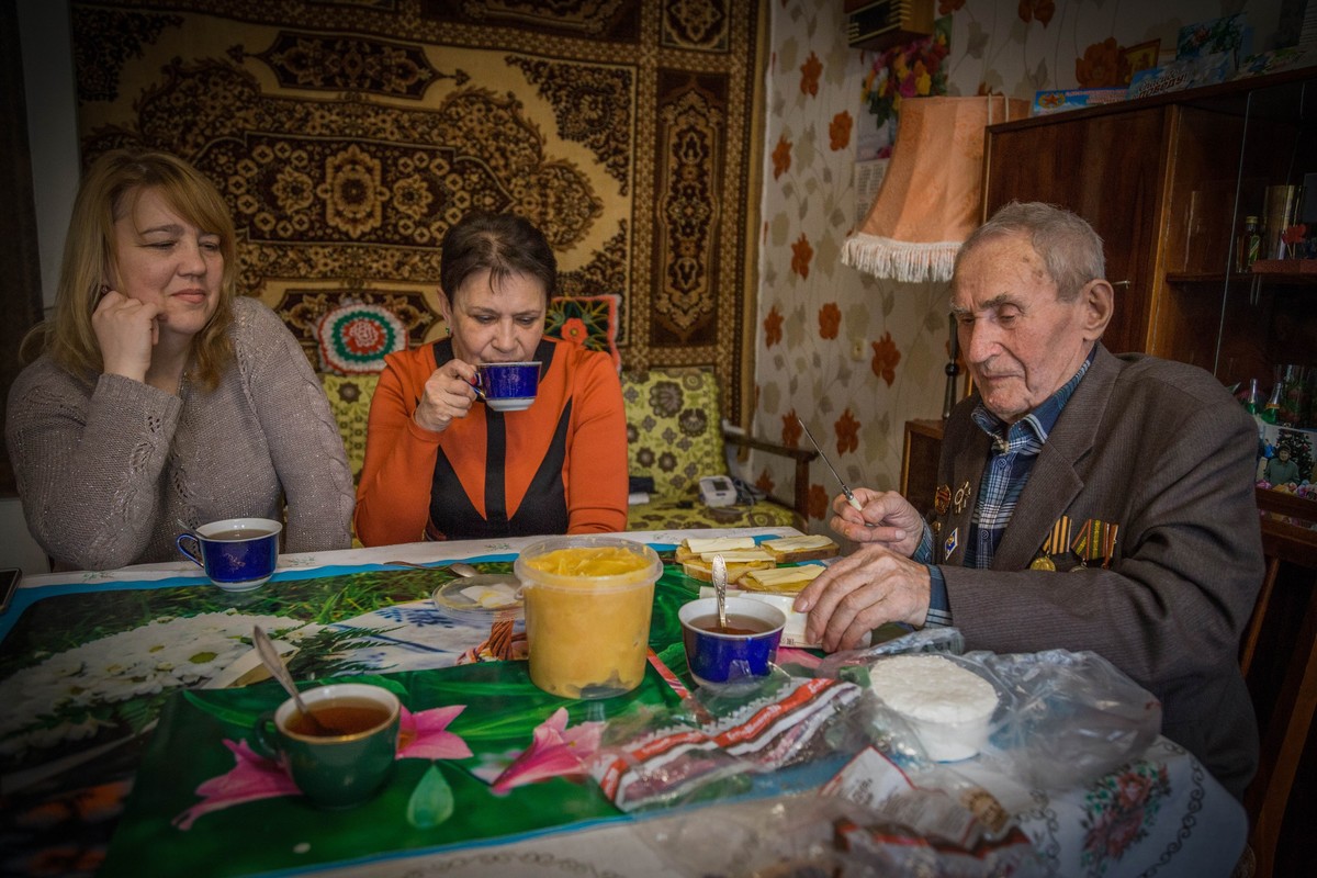 Вековой боец по жизни