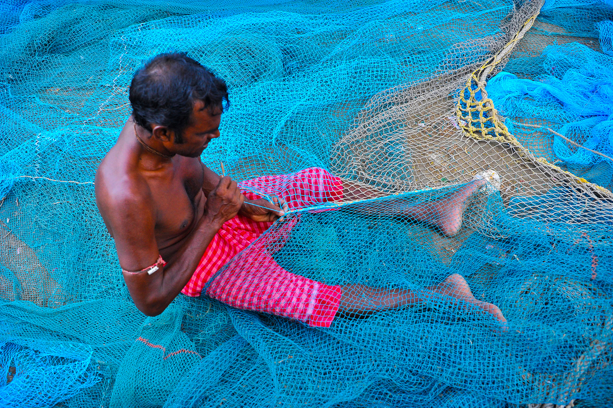 FISHING NET