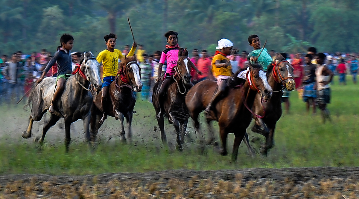 HORSE RACING