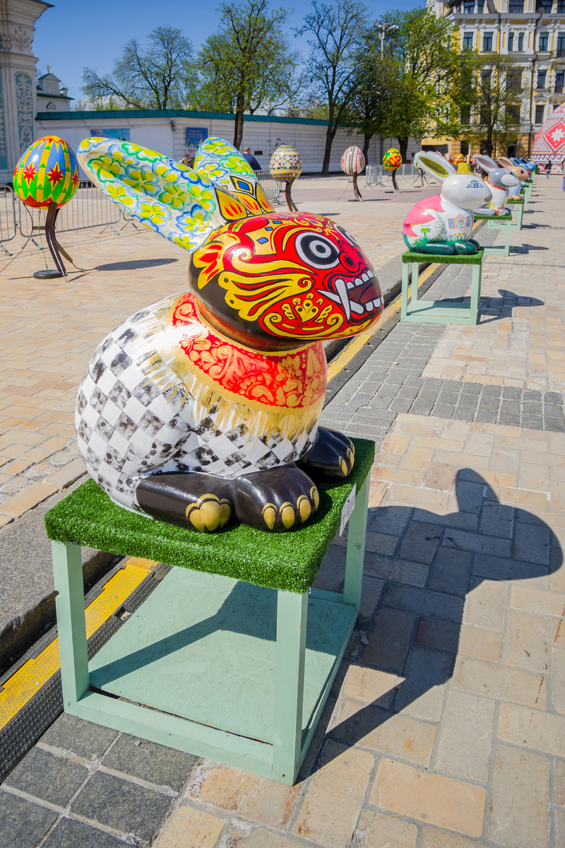 Вуличне мистецтво святкує Пасху