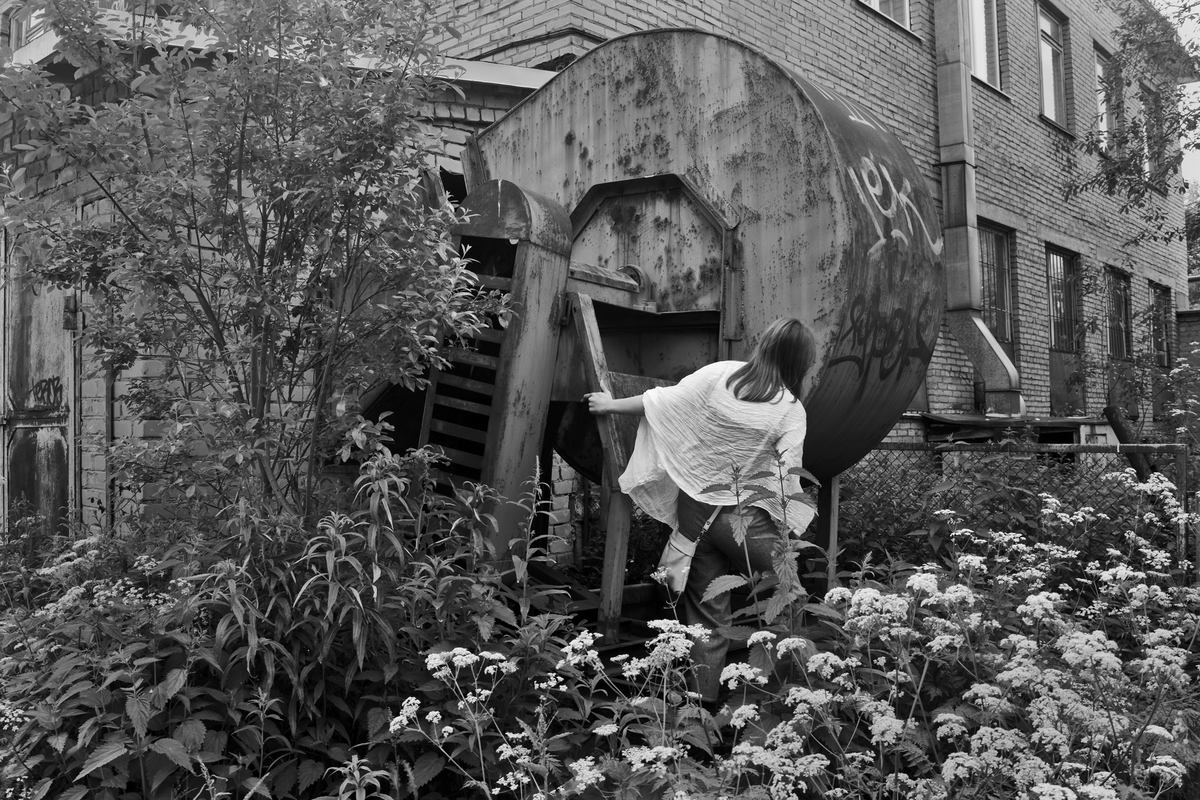 Что заброшено время забирает. Серия 2