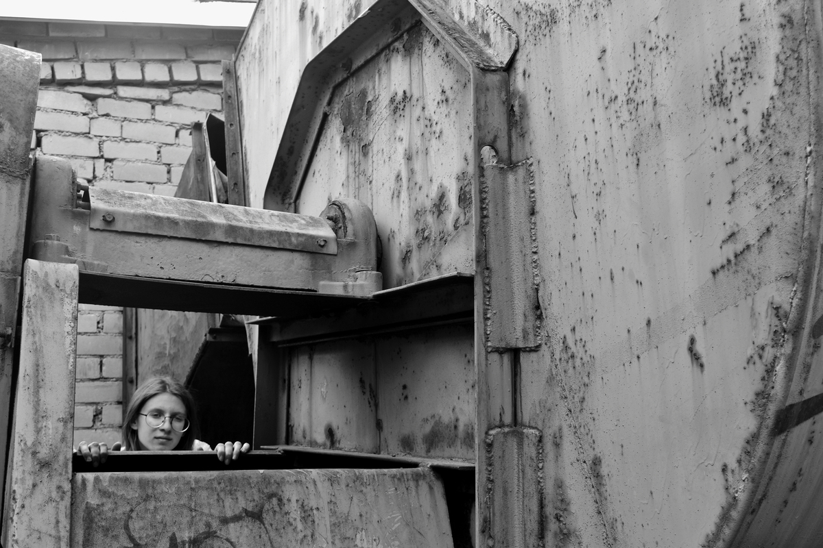 Что заброшено время забирает. Серия 3