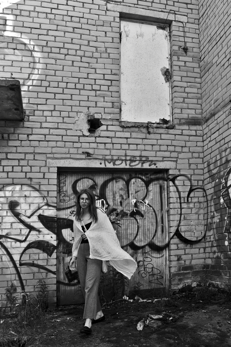 Что заброшено время забирает. Серия 7